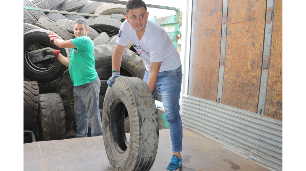 Bridgestone costa Rica tire collection